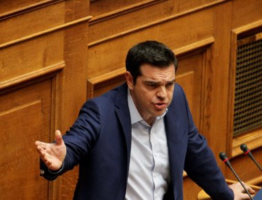 Ένταση στη Βουλή- Αλ.Τσίπρας προς Κ.Μητσοτάκη: «Τα νεύρα δεν θα σας βγουν σε καλό»